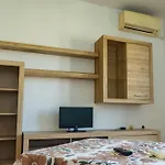 Prime Location With Free Parking
