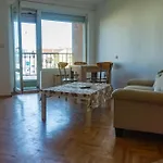Prime Location With Free Parking