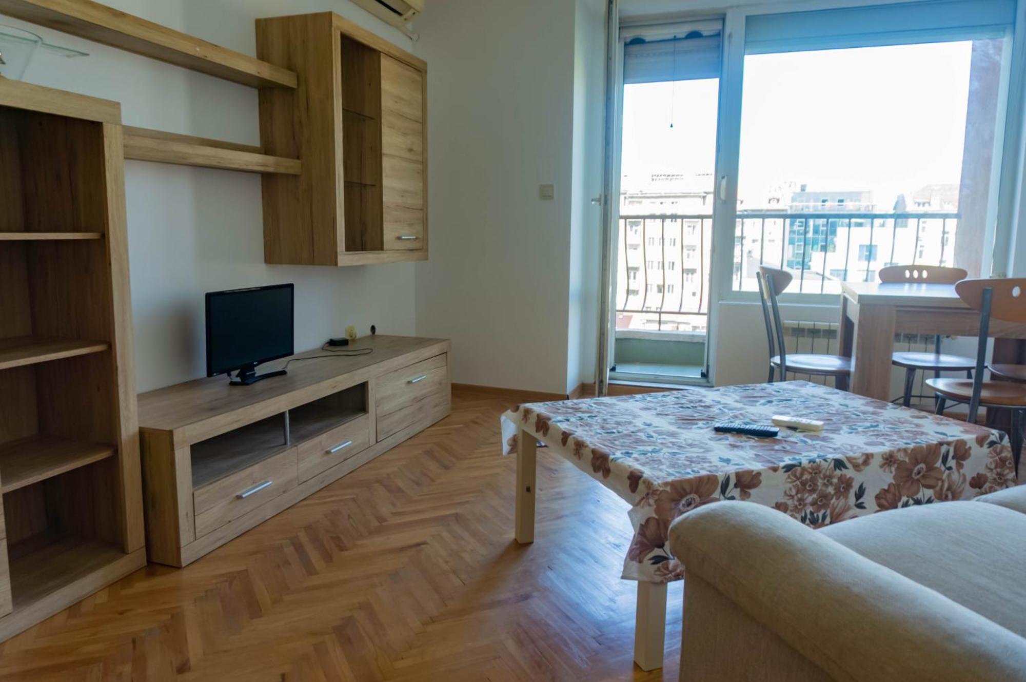 Prime Location With Free Parking Sofia
